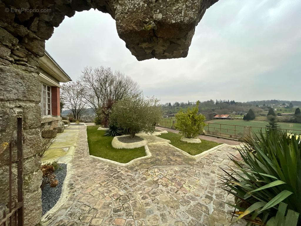 Maison à LONLAY-L&#039;ABBAYE