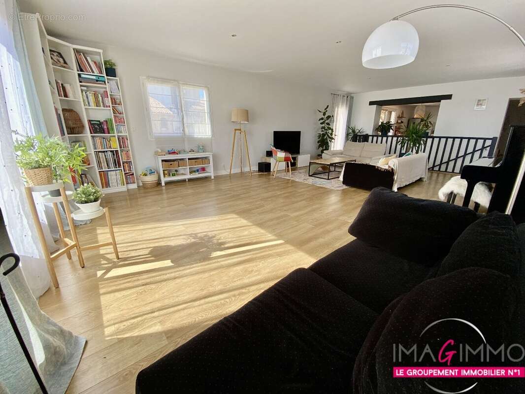 Appartement à AIGUES-VIVES