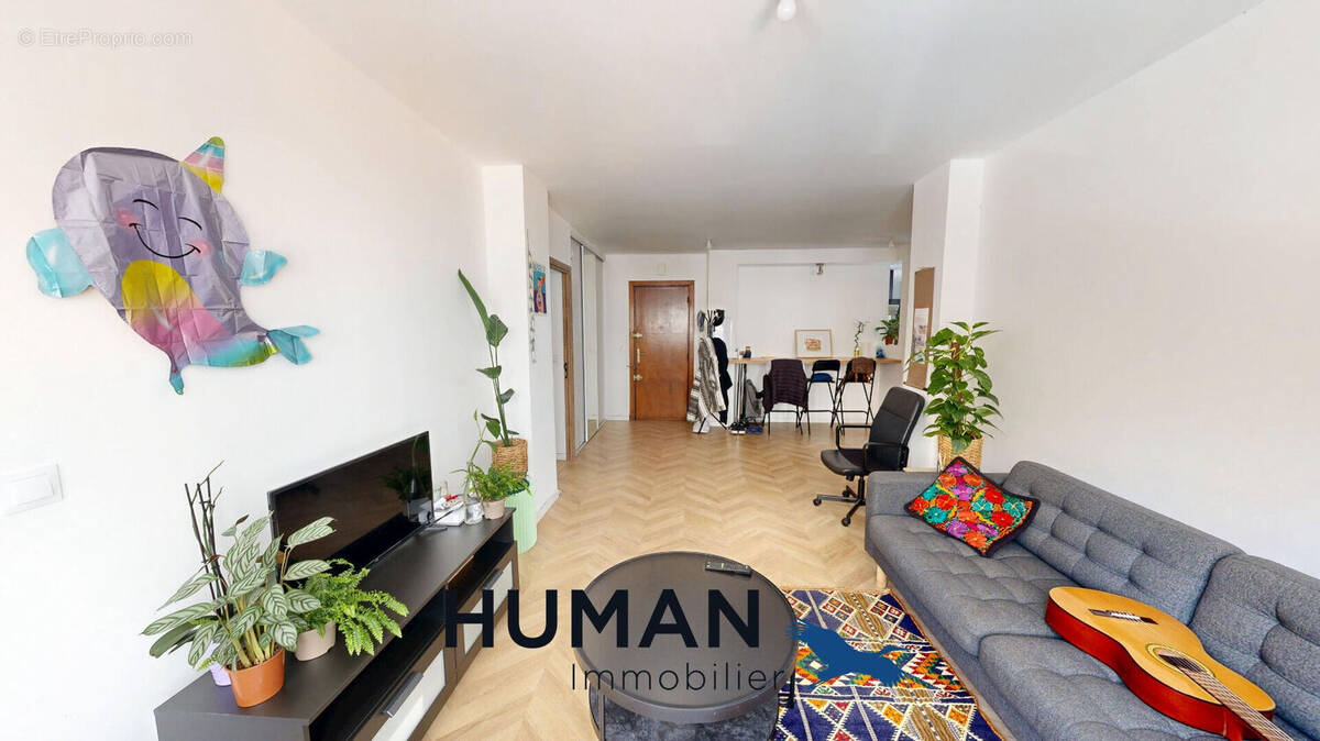 Appartement à MARSEILLE-6E