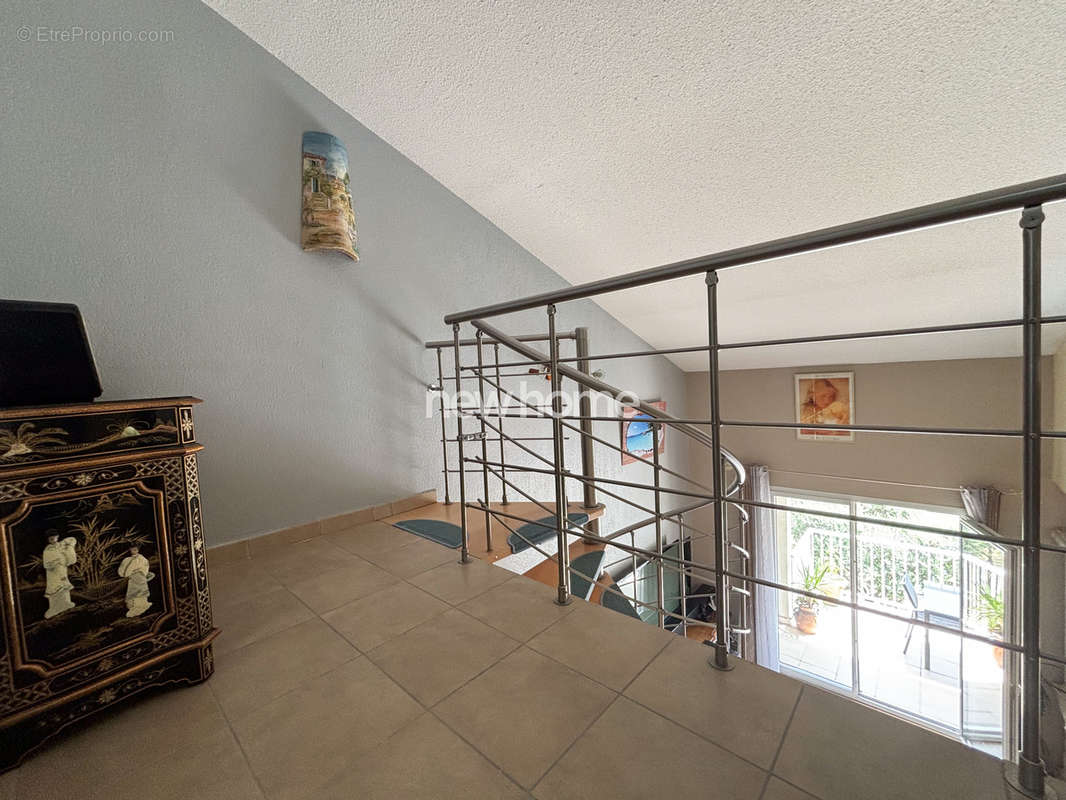 Appartement à LORGUES