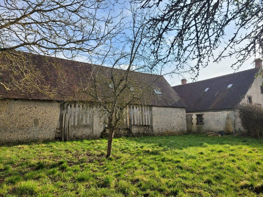 Maison à LONGNY-AU-PERCHE