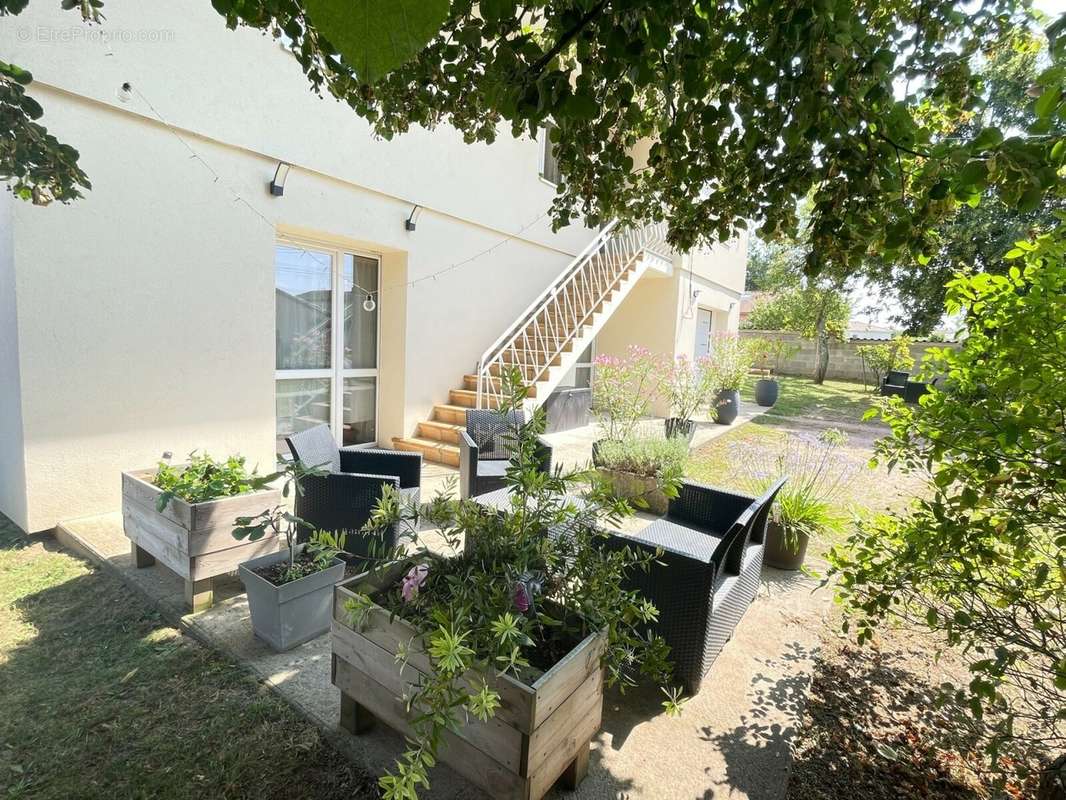 Maison à REPLONGES