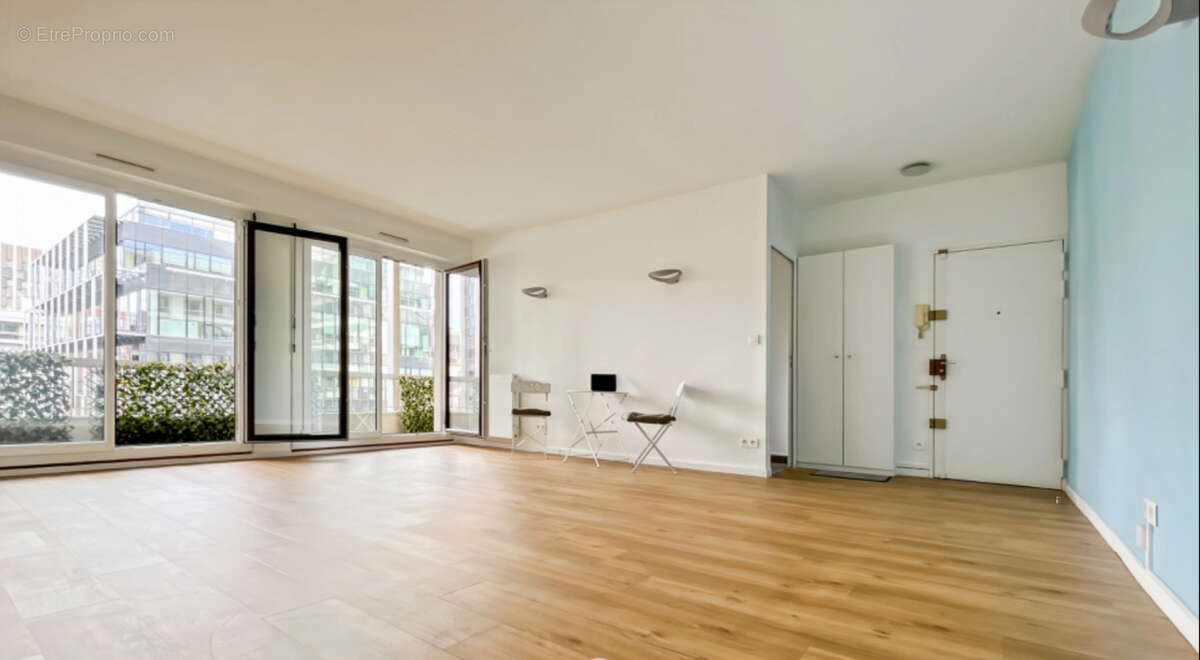 Appartement à PARIS-12E