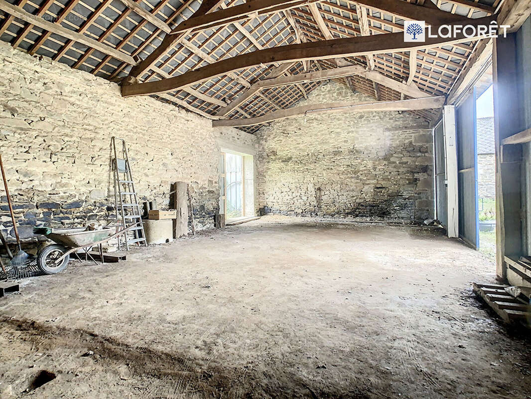 Maison à CLEGUEREC