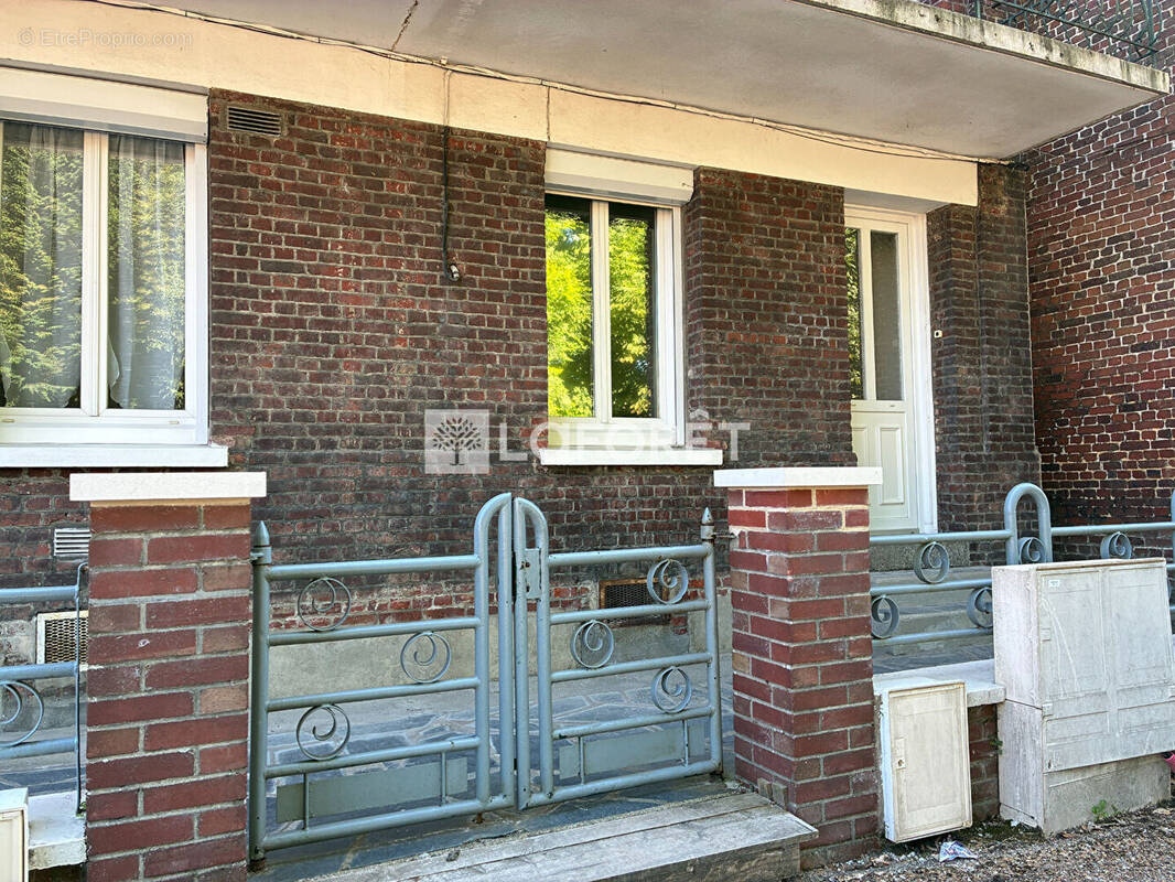 Maison à LILLEBONNE