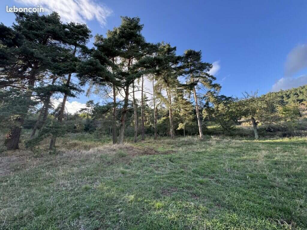 Terrain à VINZIEUX