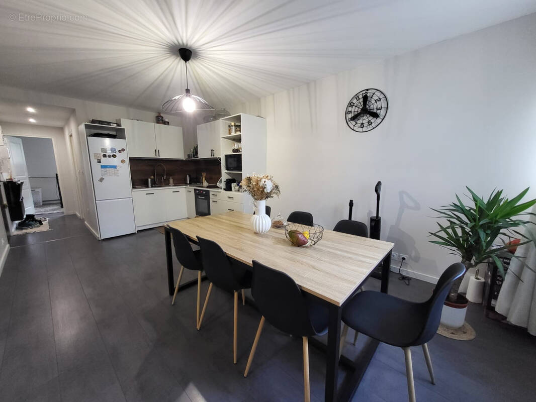 Appartement à SAINT-ETIENNE