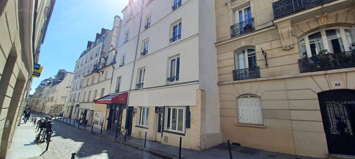 Appartement à PARIS-5E