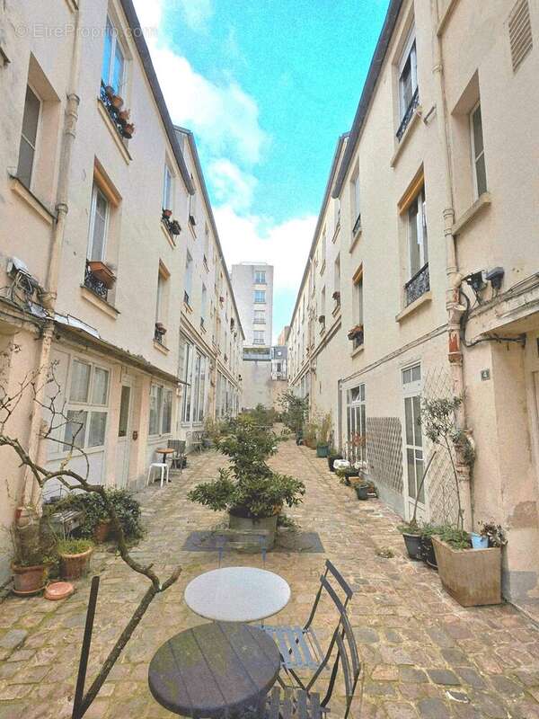 Appartement à PARIS-20E