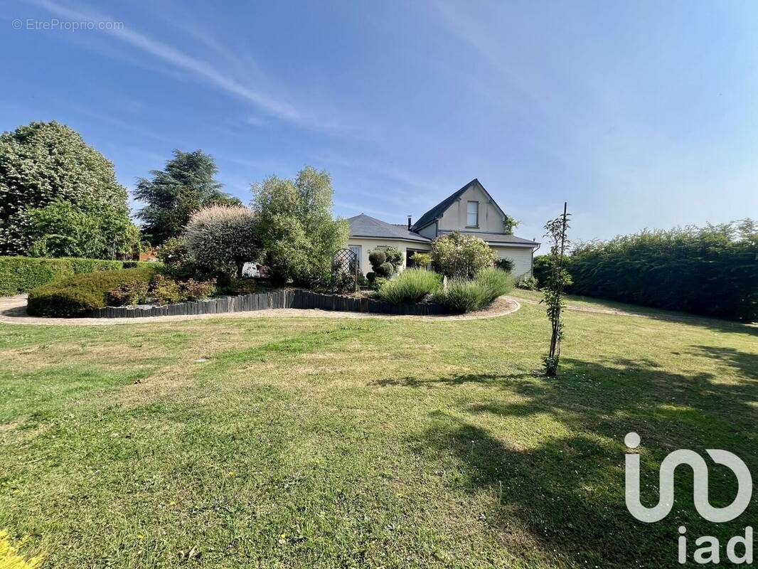 Photo 1 - Maison à BONCHAMP-LES-LAVAL
