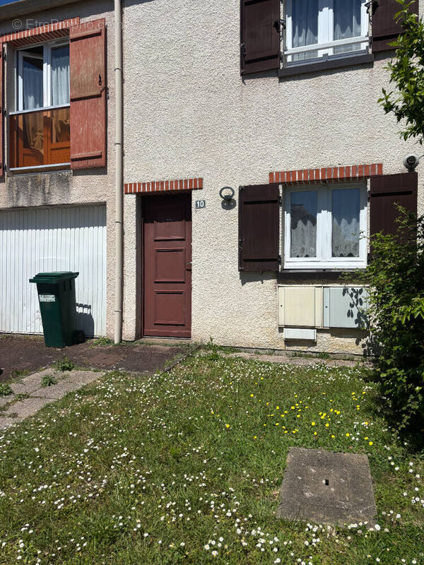 Maison à LA CHAPELLE-SUR-ERDRE