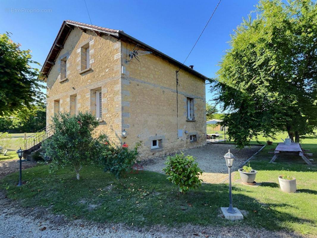 Maison à SAINT-AGNE