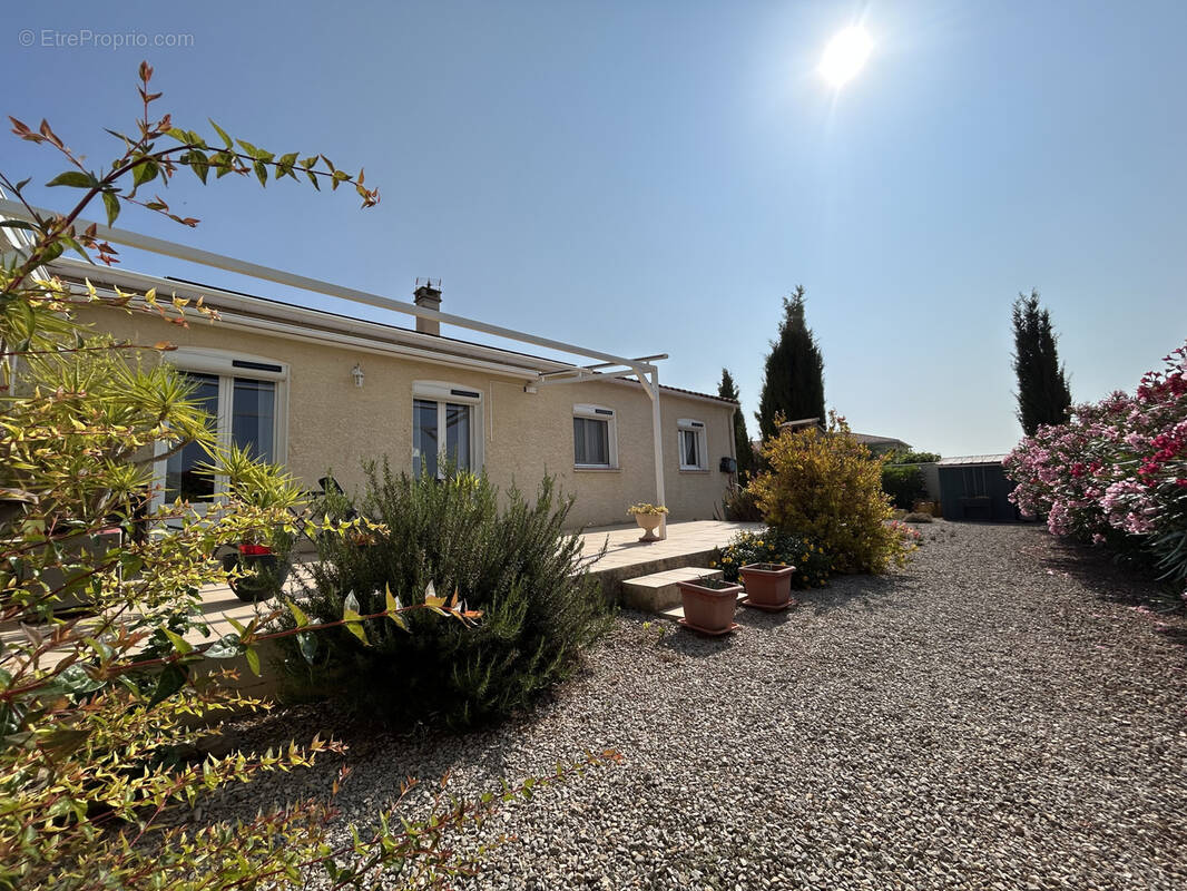 Maison à LEZIGNAN-CORBIERES