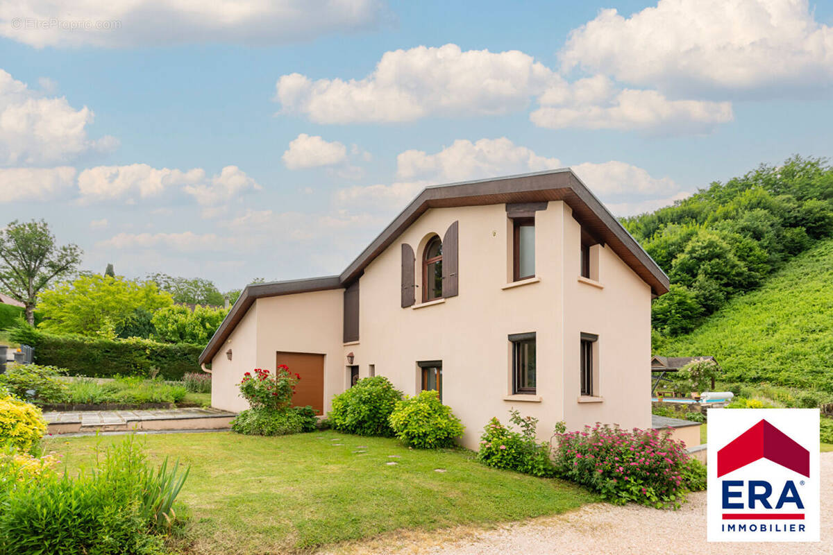 Maison à BOURGOIN-JALLIEU