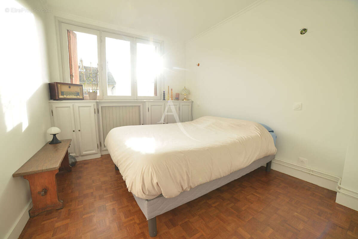 Appartement à FONTENAY-SOUS-BOIS