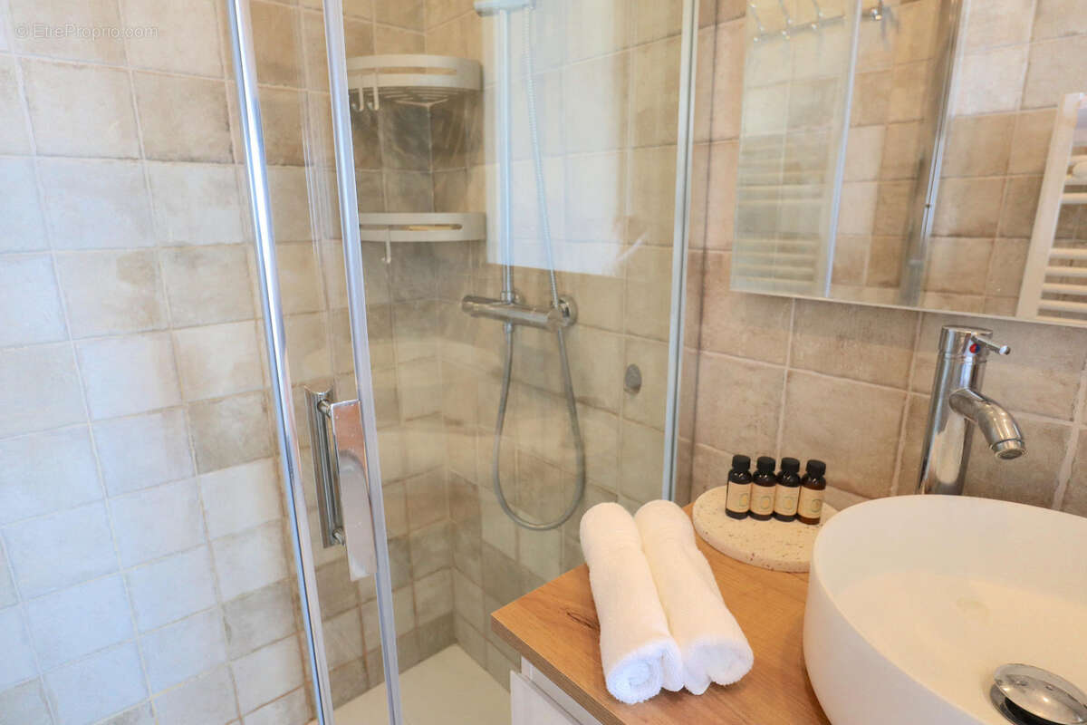 Appartement à ROQUEBRUNE-CAP-MARTIN