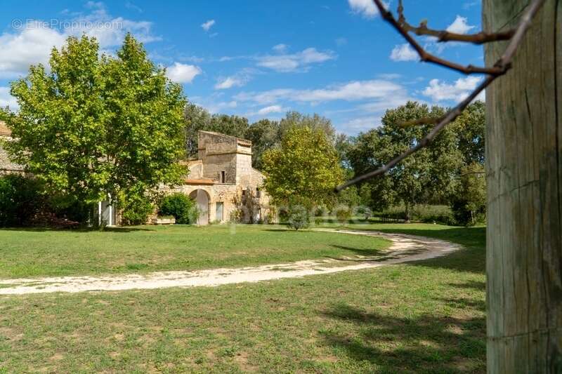 Maison à MEYNES