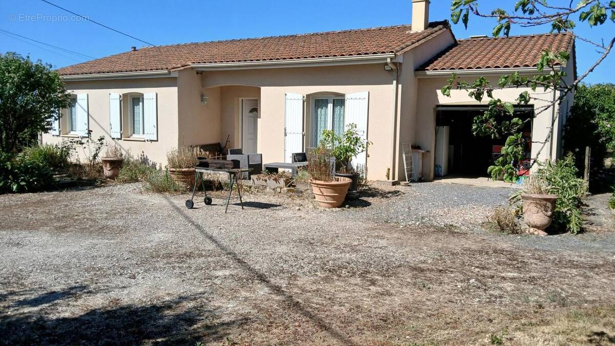 Maison à BEAULIEU-SUR-SONNETTE