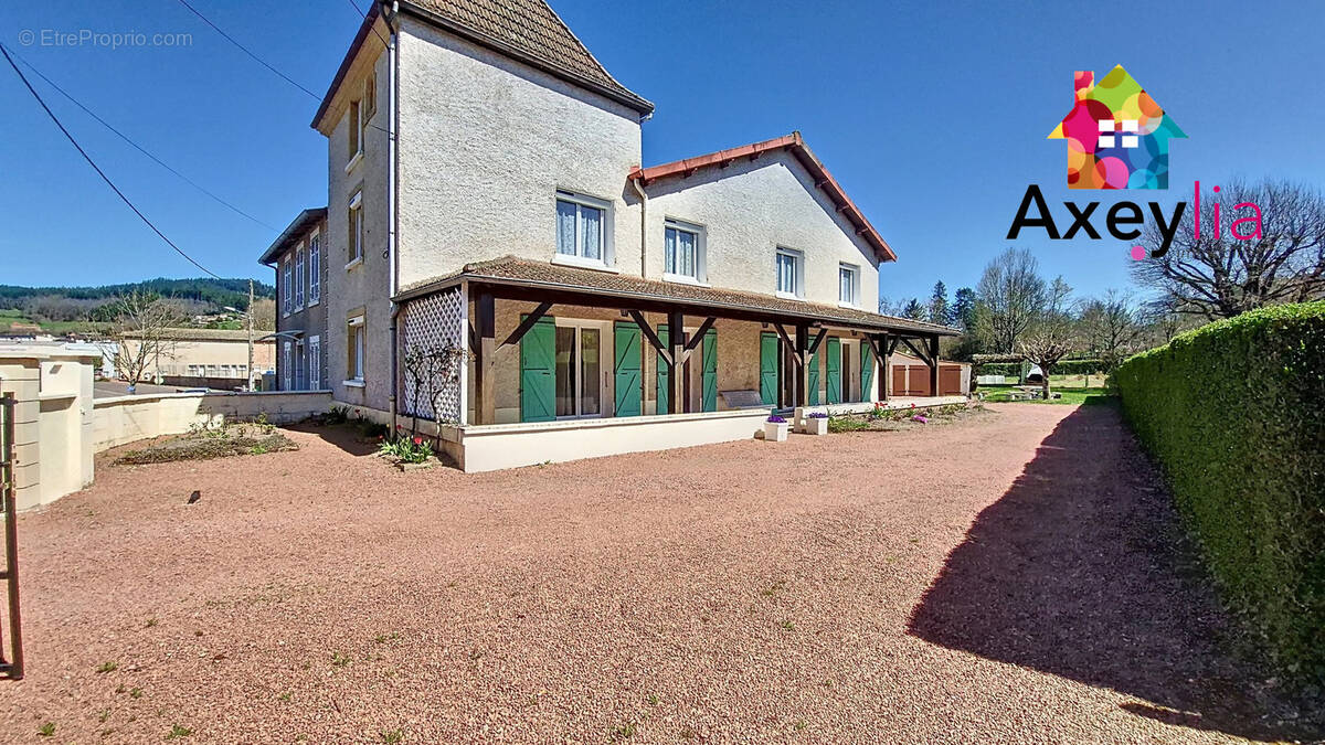 Maison à CHAUFFAILLES