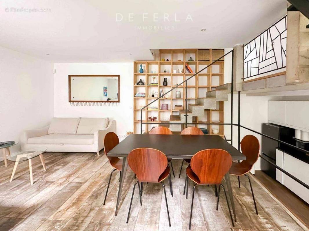 Appartement à PARIS-14E