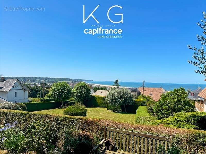 Appartement à TROUVILLE-SUR-MER