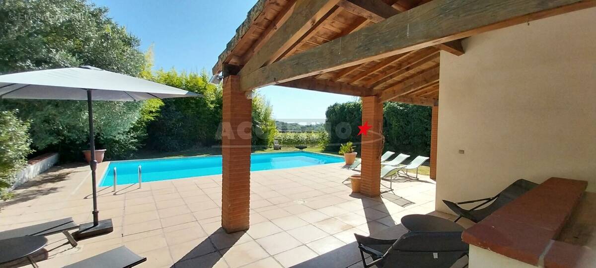 Maison à DREMIL-LAFAGE