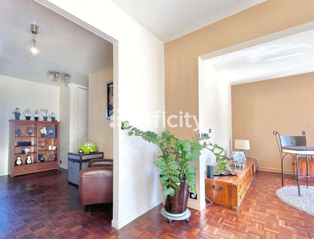 Appartement à RIS-ORANGIS