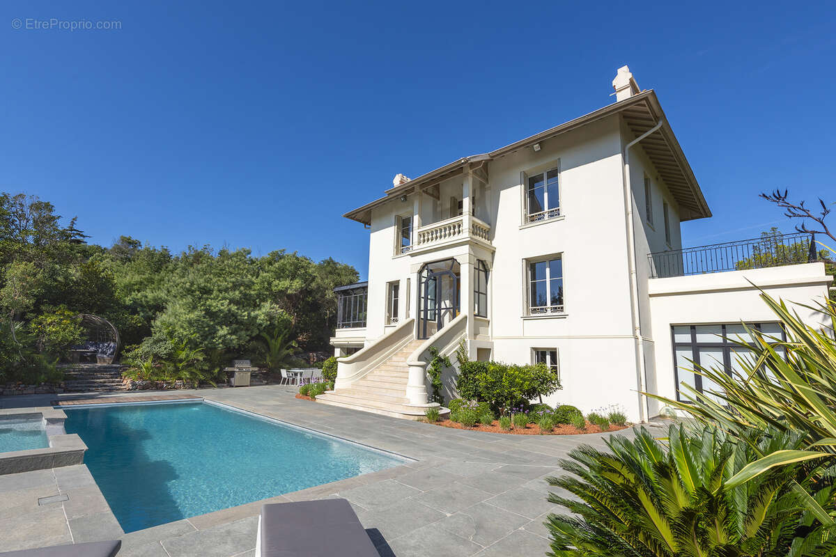 Maison à SAINT-RAPHAEL