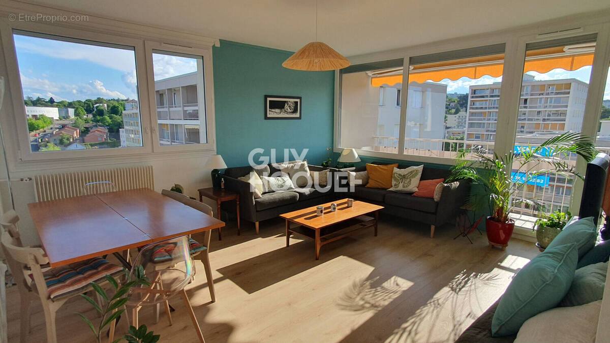 Appartement à OULLINS