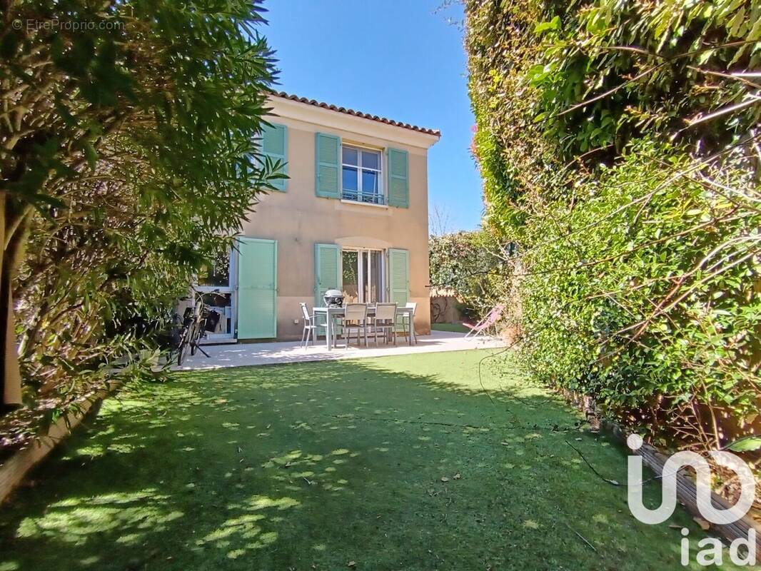 Photo 1 - Maison à AIX-EN-PROVENCE