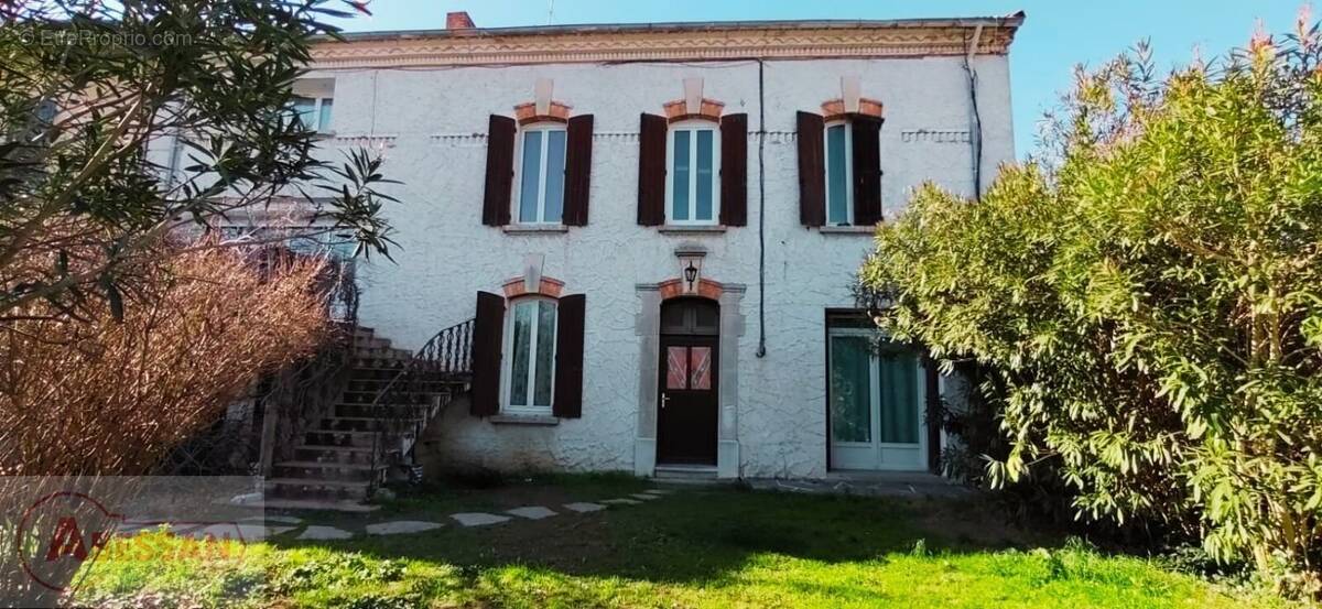 Maison à QUISSAC
