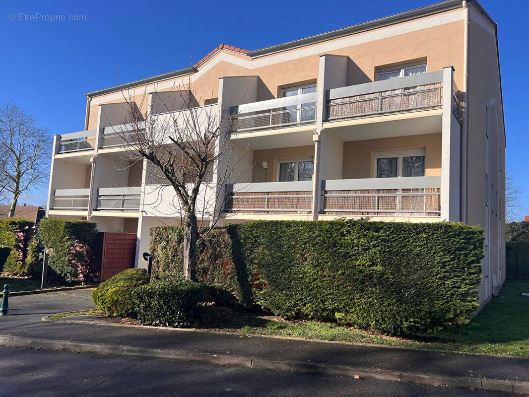 Appartement à SAINT-GERMAIN-LES-CORBEIL