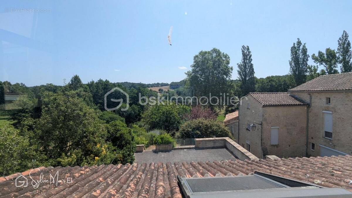 Maison à LACAPELLE-BIRON