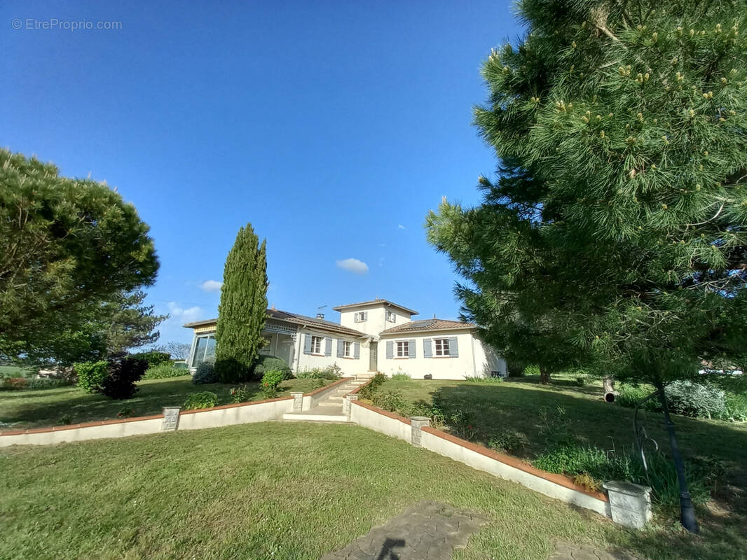 Maison à L&#039;ISLE-JOURDAIN