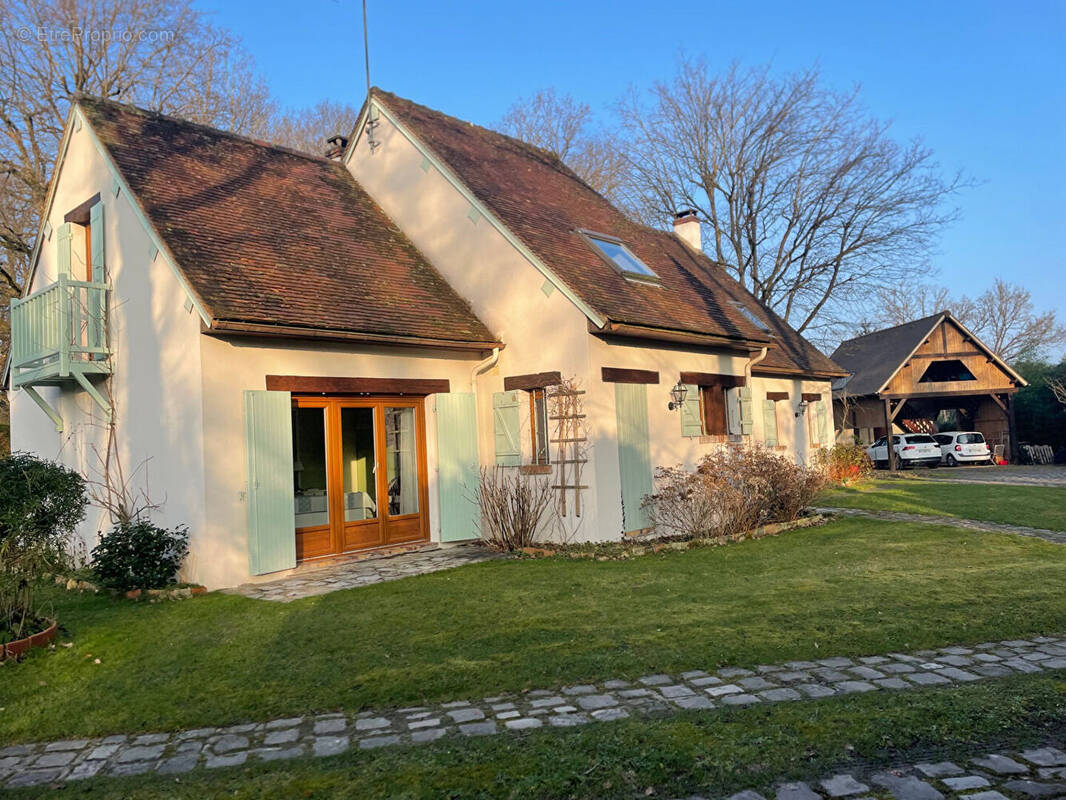 Maison à SAINT-LEGER-EN-YVELINES