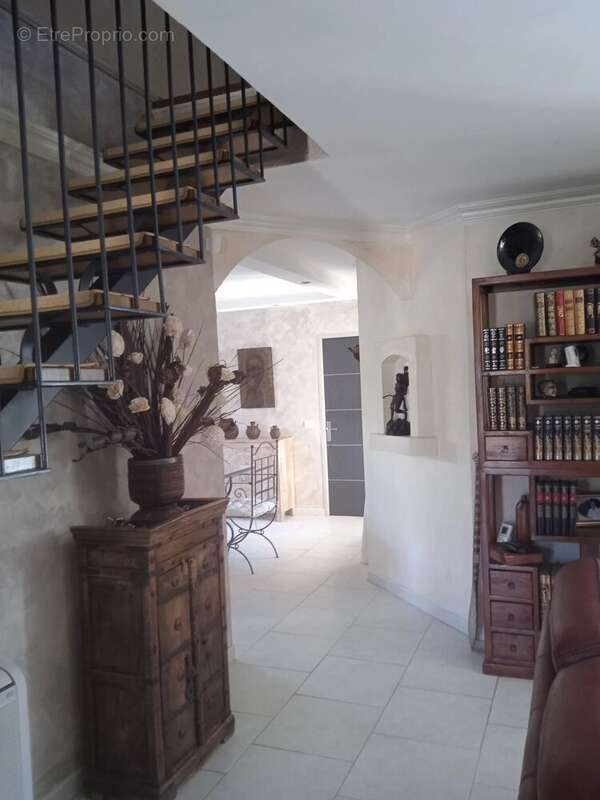 Maison à AUPS