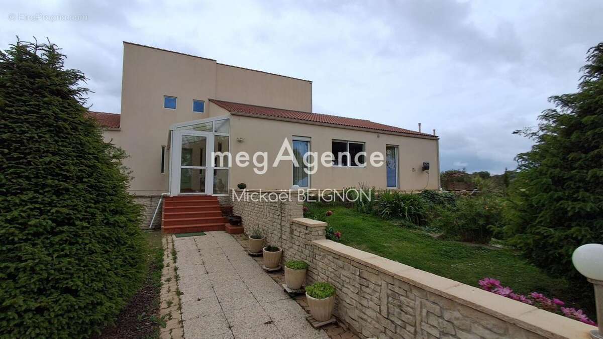 Maison à LA JONCHERE
