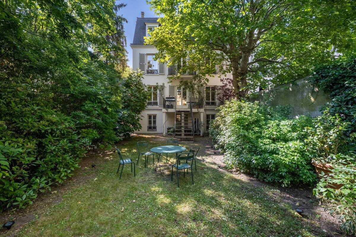 Appartement à ASNIERES-SUR-SEINE