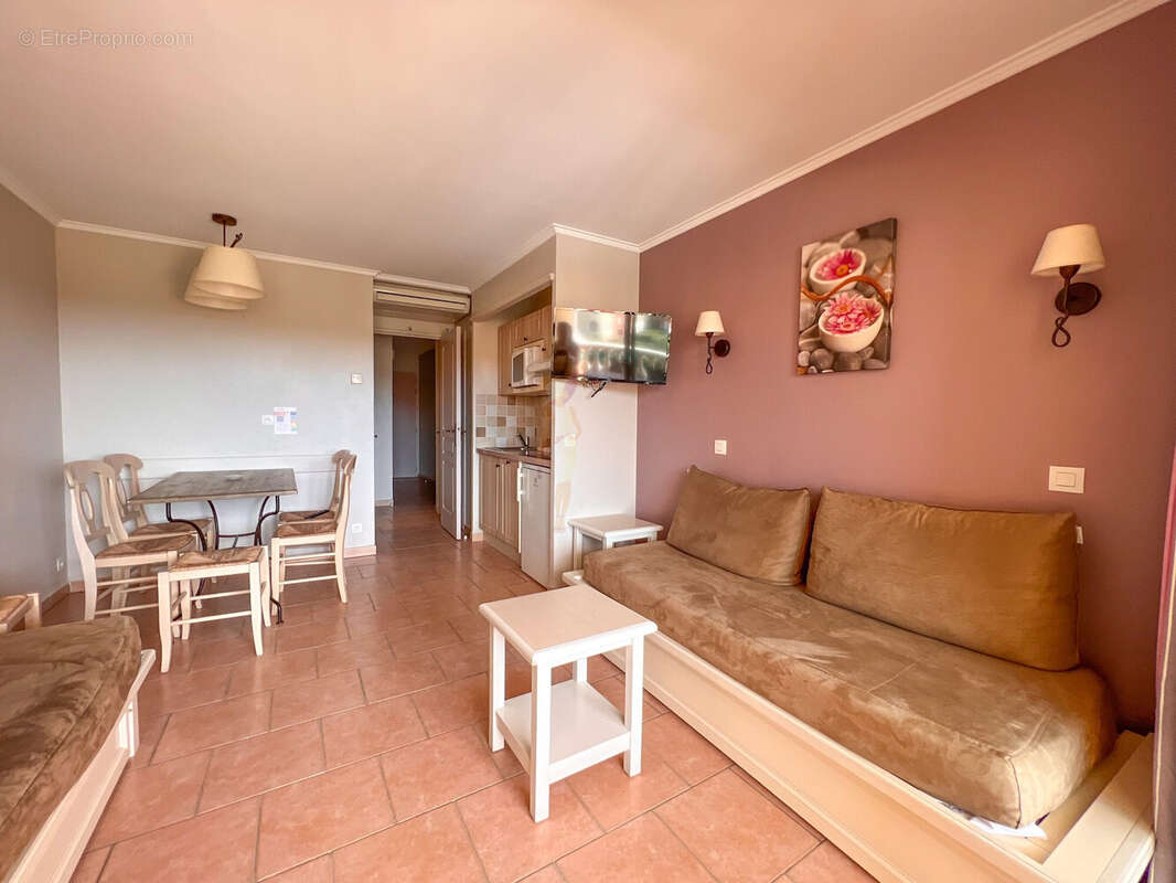 Appartement à LES ISSAMBRES