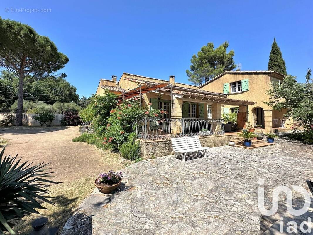 Photo 1 - Maison à CASTILLON-DU-GARD