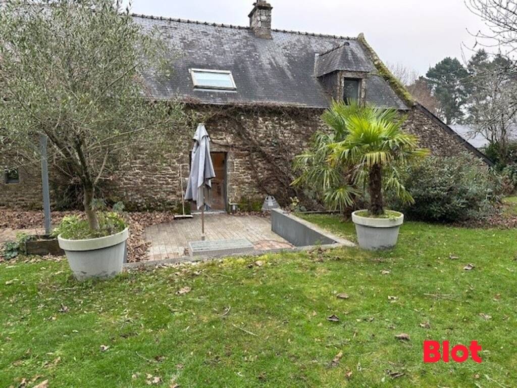Maison à SAINT-AVE