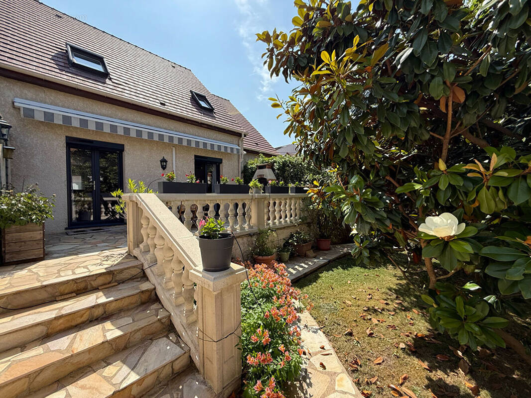 Maison à VILLEJUIF