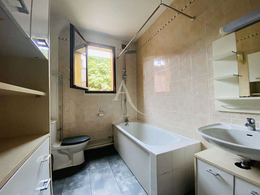 Appartement à MAISONS-ALFORT