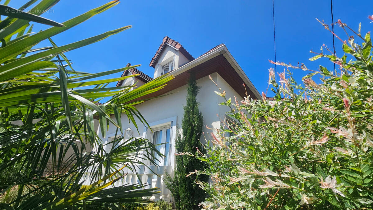 Maison à VILLEMOMBLE