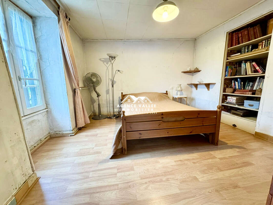 Maison à SAINTRY-SUR-SEINE