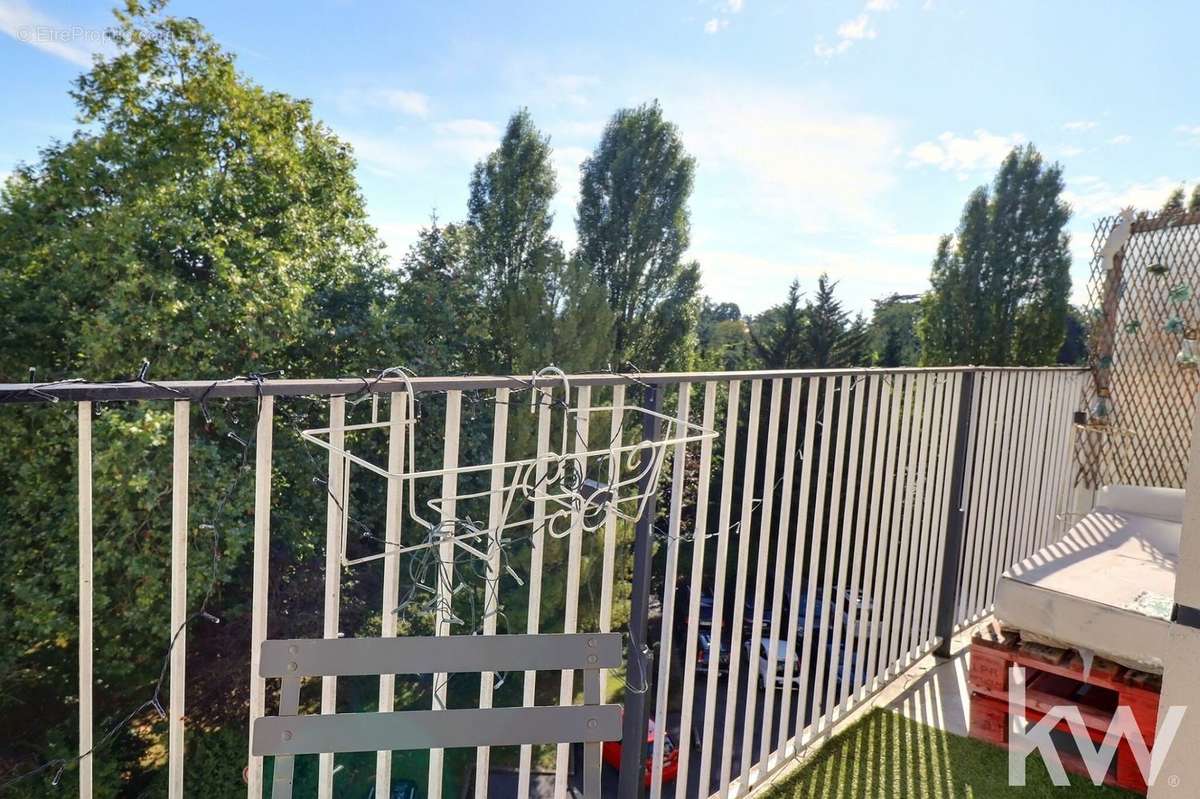 Appartement à LA CELLE-SAINT-CLOUD