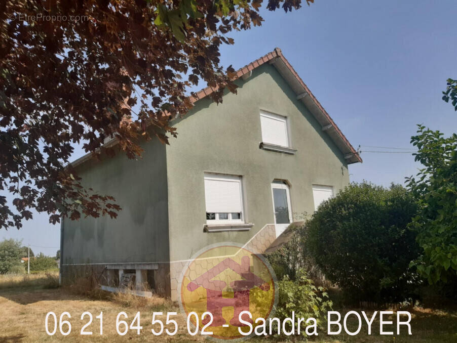 Maison à VAYRES