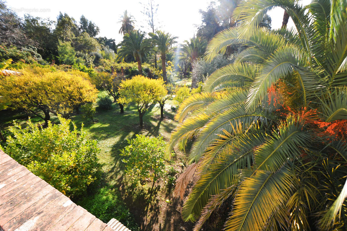 Appartement à MENTON
