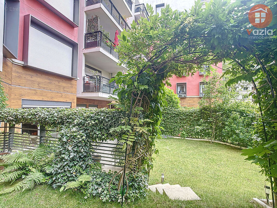 Appartement à SURESNES
