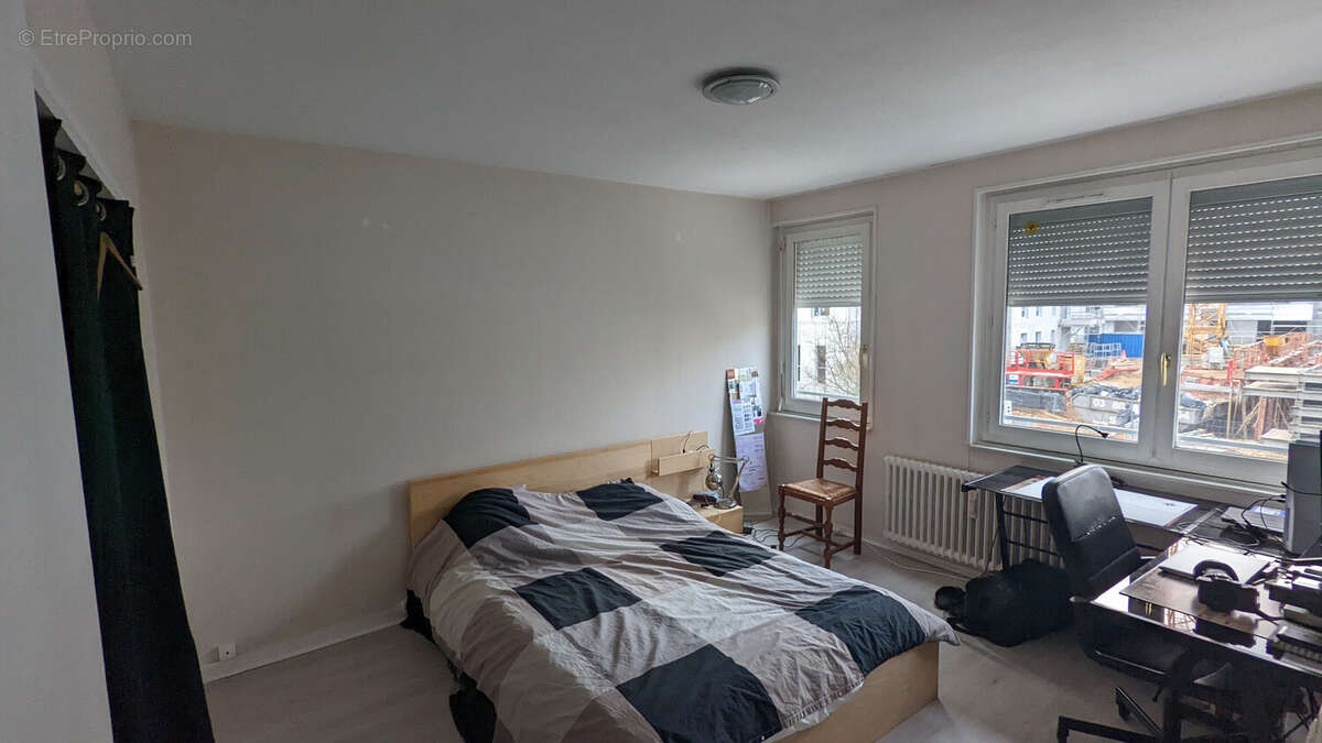 Appartement à CHENOVE